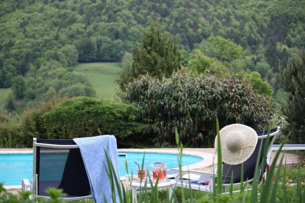 Hotel Restaurant Taillard Goumois エクステリア 写真